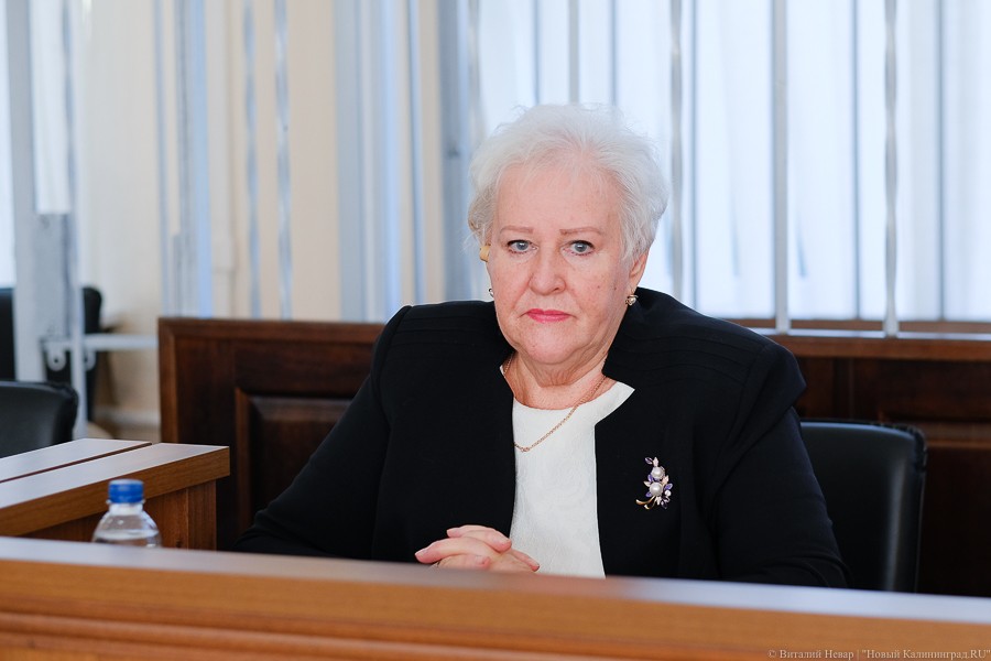 Умерла экс-директор калининградского лицея № 49 Людмила Осипова 