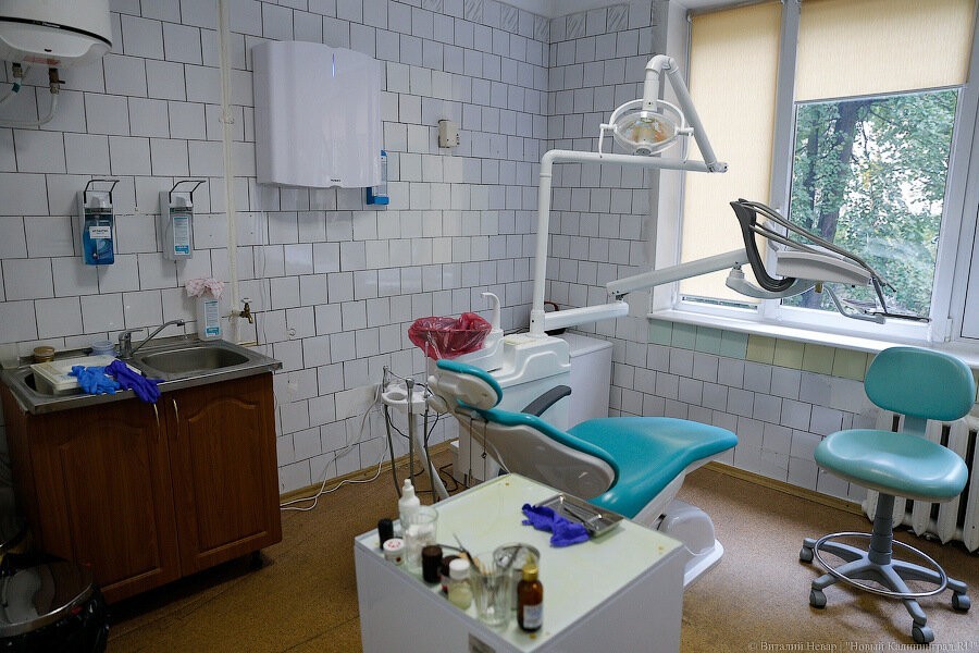 В Светлом горбольница судится с соседом, затопившим стоматологическое отделение