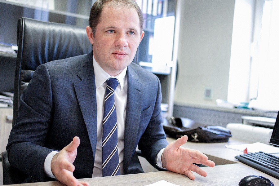 Вячеслав Генне: «Я отвечаю за рекламу, палатки, шаверму и все»