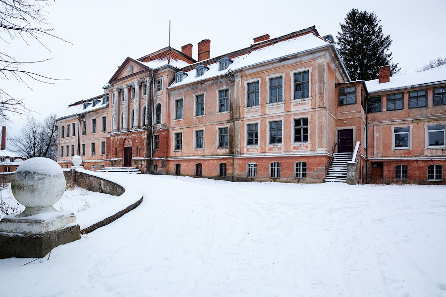 Алиханов: крайсхаус в Железнодорожном может быть бесплатно передан под «интересный проект»