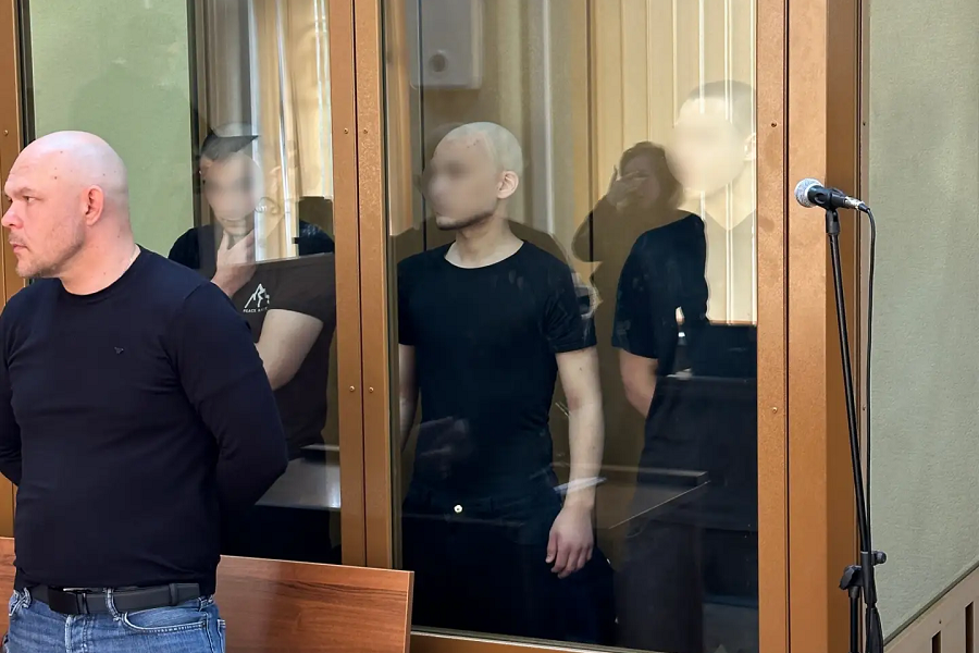 Разбой, кражи, надругательство: в Калининграде вынесен приговор трем подросткам