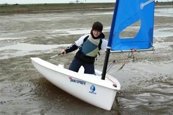 На «Кубок космонавта Леонова» парусная школа Пионерского получит новые швертботы