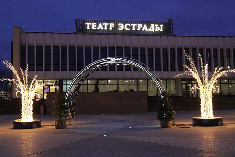 Власти нашли подрядчика для продолжения ремонта бывшего Дома искусств