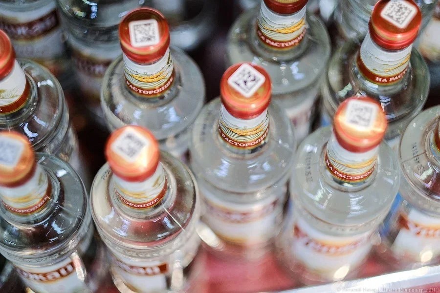 Эксперты призвали не применять в качестве антисептика водку и дали свой рецепт