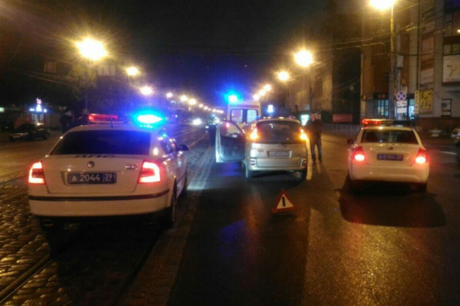В субботу в Калининграде травмы под колесами авто получили 4 человека