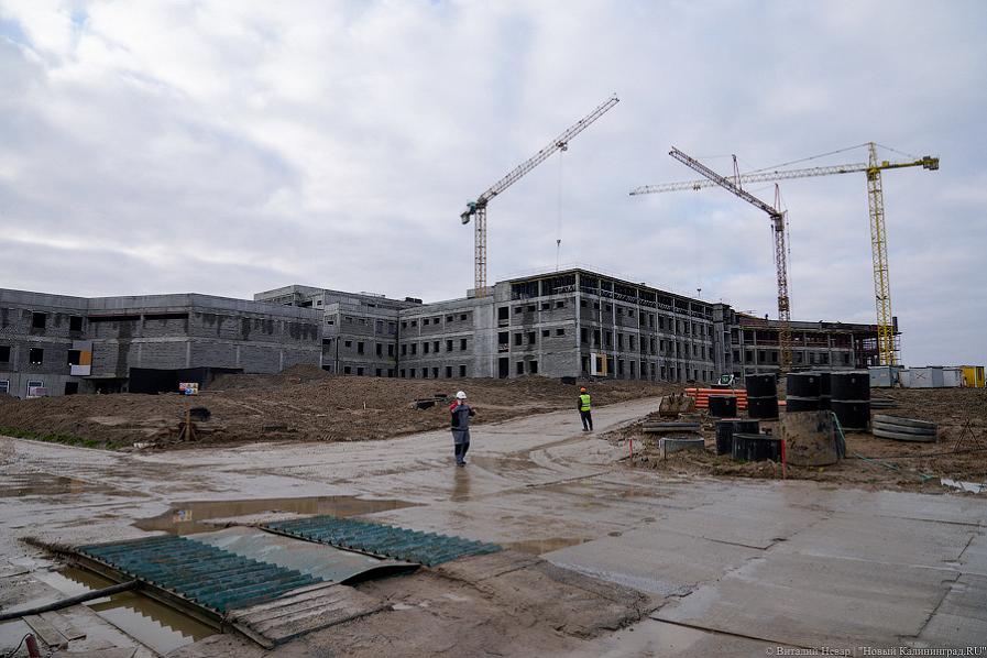 Алиханов назвал новые данные о степени готовности онкоцентра