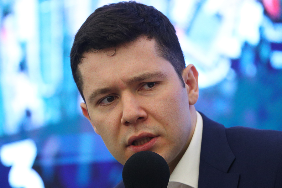 По итогам ноября Алиханов оказался в десятке самых критикуемых в соцсетях глав регионов России