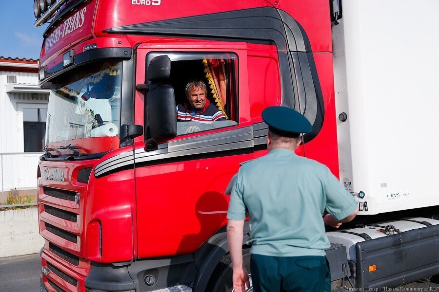 Условная самоизоляция: как коронавирус затронул калининградских дальнобойщиков