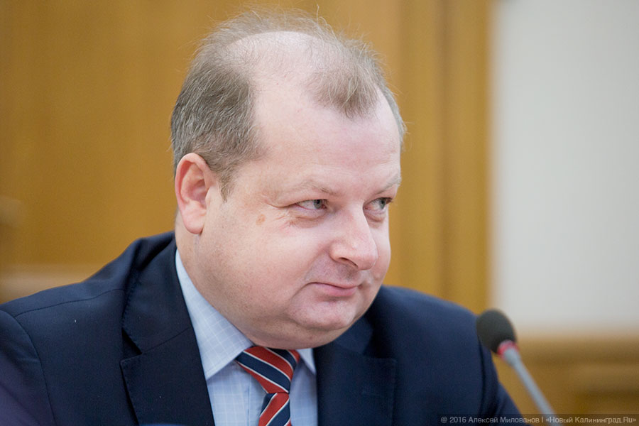 Генконсул Польши: LOT заинтересован в восстановлении авиасообщения с Варшавой