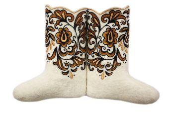 «Тупой, как валенок»: новое бистро на  Невского от владельца «Венеции»