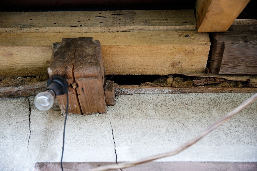 Часть Калининграда из-за повреждения кабельной линии осталась без света