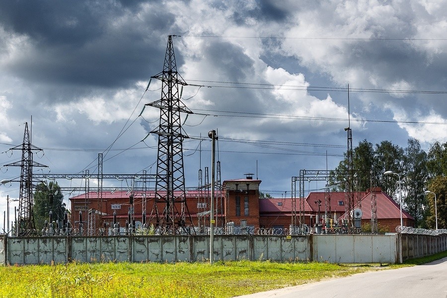 В калининградских электросетях теряется больше энергии, чем потребляет промышленность 