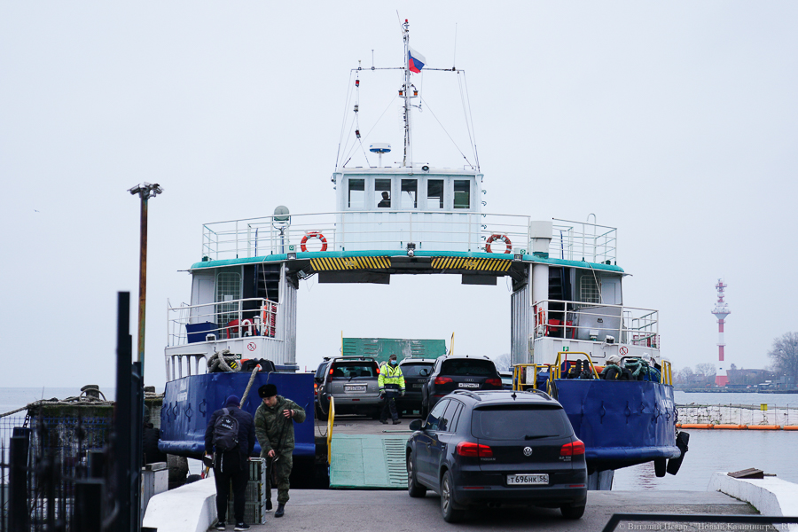 Из-за военных учений временно изменяют расписание парома на Балтийскую косу