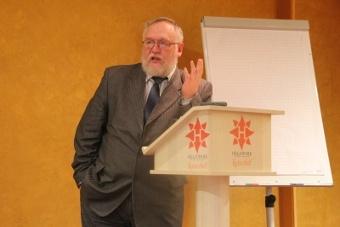 Молодые калининградские поэты и Борис Бартфельд - о совместном проекте