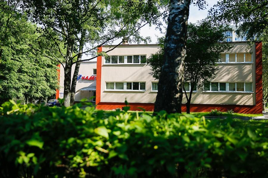 Жители Калининграда просят суд запретить снос детсада в Малом переулке