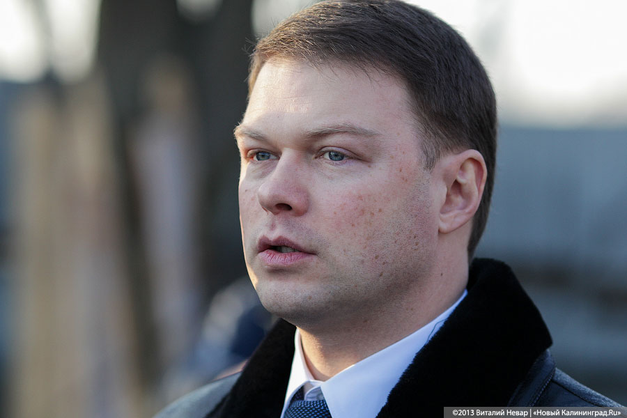  Строители в тестовом режиме запустили разводной механизм Высокого моста