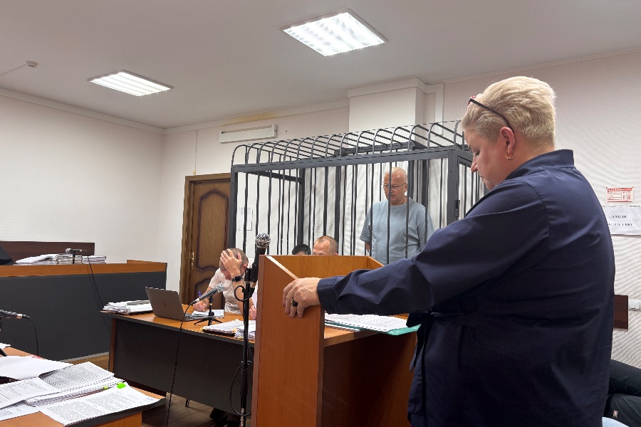 500/600 и «кофе с прокурором»: репортаж с очередного заседания суда по делу Мельникова