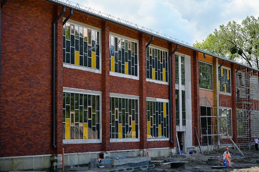 Бассейн в Южном парке не успевают достроить до конца года