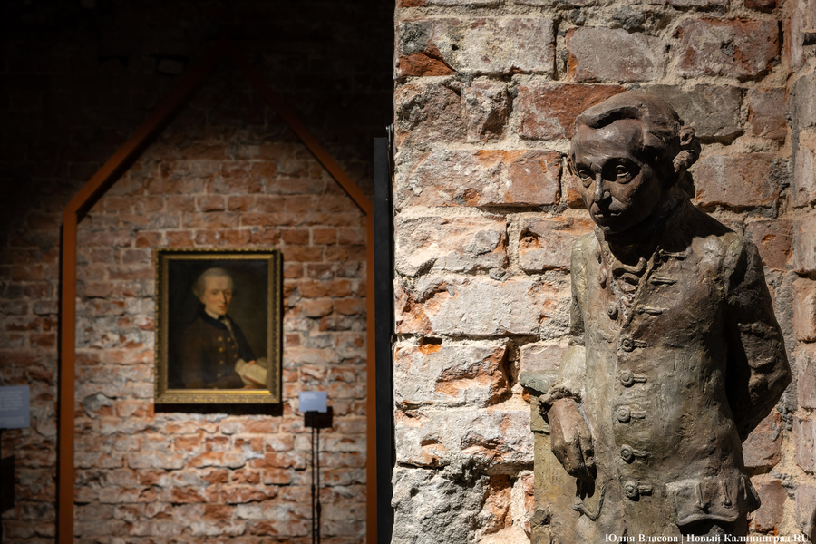 Агония «Альбатроса» и стихи Канта: о чём писали газеты 35 лет назад