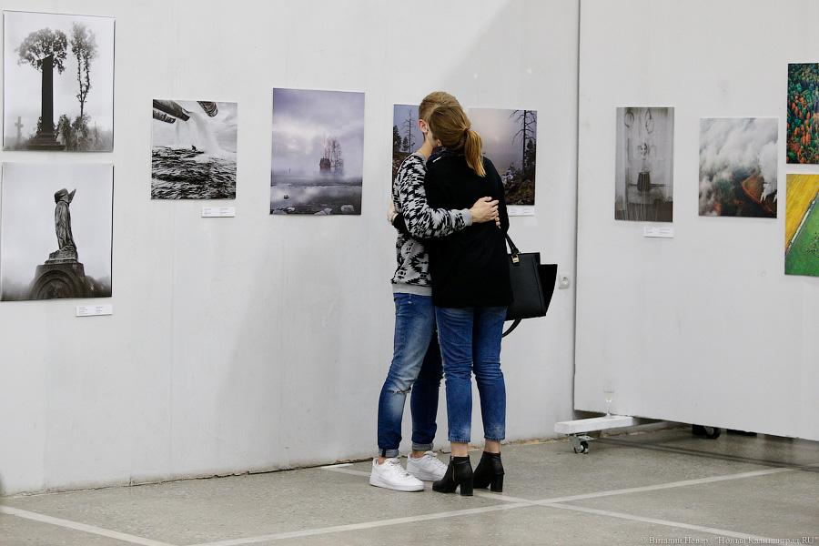 Художественная галерея приглашает на встречи с российскими фотографами