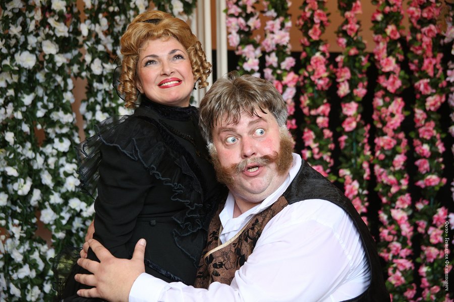 Драмтеатр в мае будет продавать билеты студентам в два раза дешевле