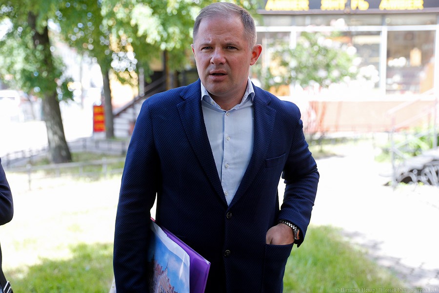 Генне о доме на Ленпроспекте, отказавшемся от ремонта: будет как зуб выпавший