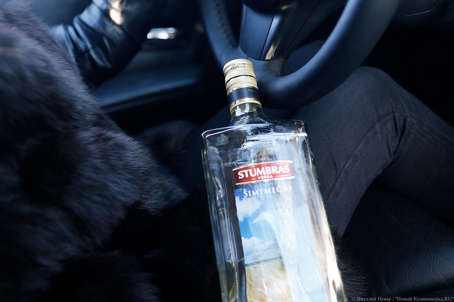 Закусочной в центре Черняховска с двух попыток запретили продавать ночью алкоголь