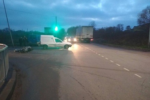 В Калининграде пассажирка маршрутки пострадала в ДТП с троллейбусом