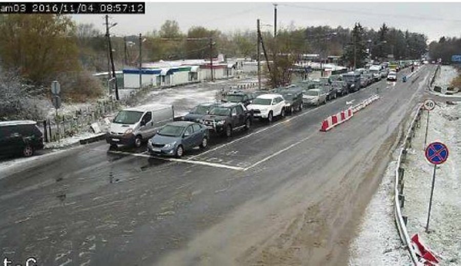 В День народного единства калининградцы массово ринулись в Польшу (фото)