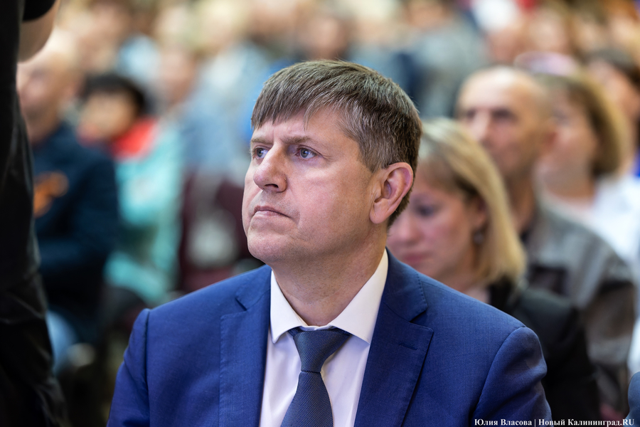 Кропоткин не планирует сменить Ярошука на посту сенатора