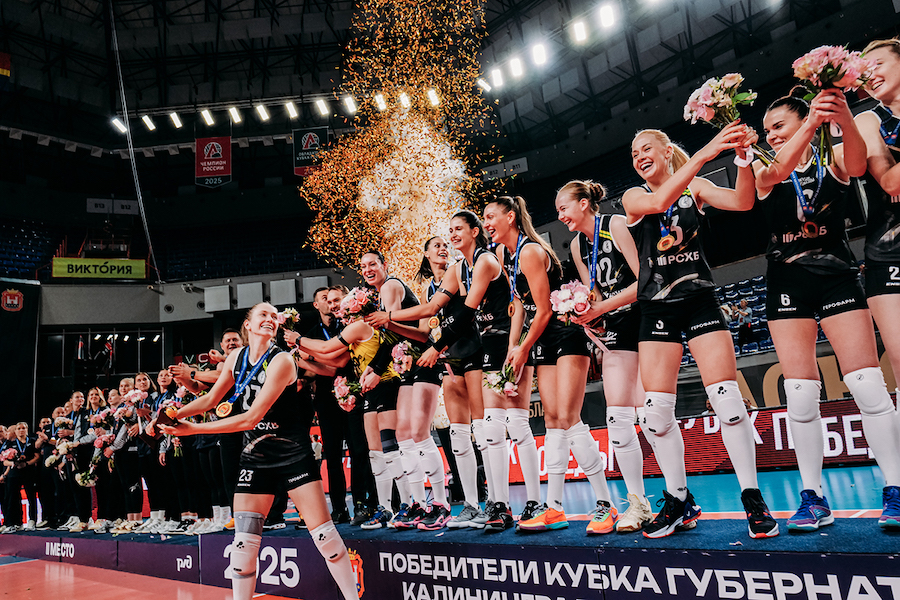 Кубок губернатора по волейболу завоевала «Ленинградка»