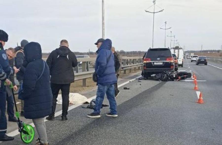Возле Зеленоградска погибла пассажирка мотоцикла после столкновения с внедорожником (фото)