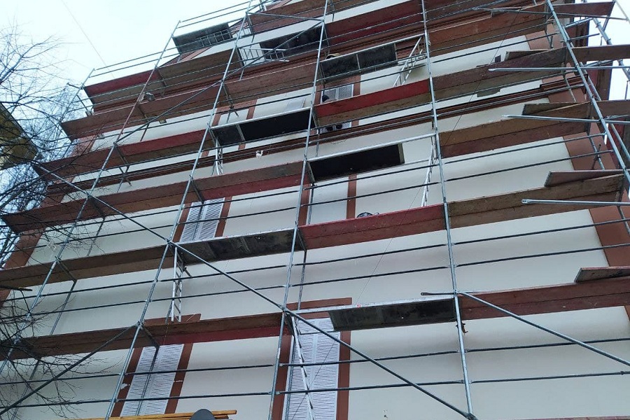 Фонд капремонта объяснил появление фальш-окон на историческом здании на Ленинском