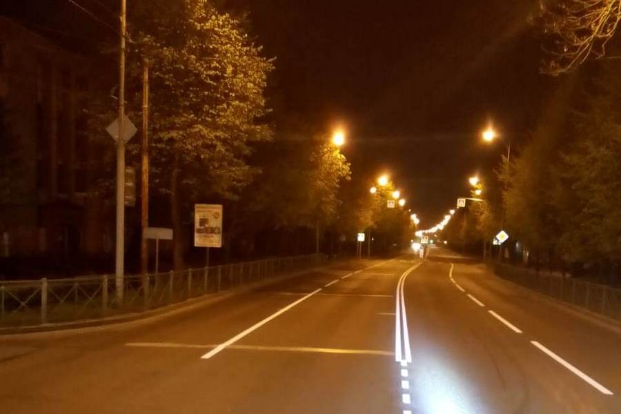 На ул. Невского появилась двойная сплошная разметка, часть левых поворотов запрещена
