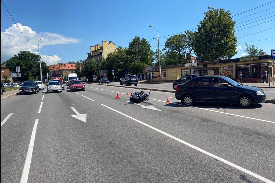 ГИБДД уточнила подробности ДТП с мотоциклистом на пересечении Куйбышева-Гагарина