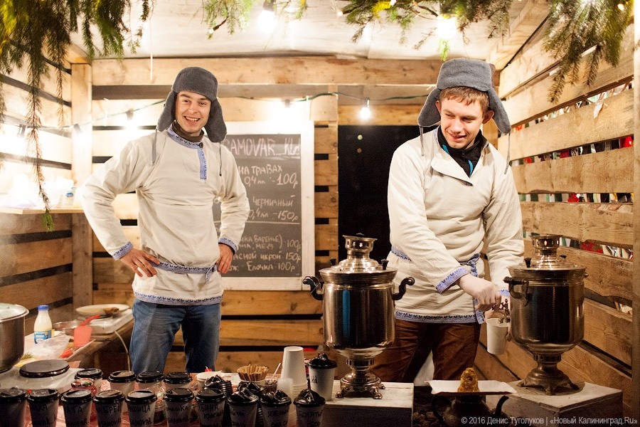 «И пахнет сладкою халвою»: семь рождественских ярмарок в ближнем зарубежье