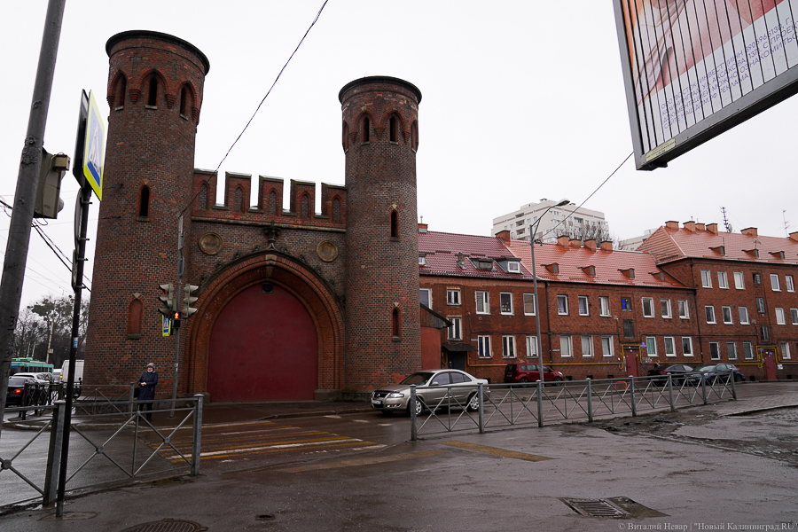 В охранную зону Закхаймских ворот на Литовском валу решили включить Дом пожарных 