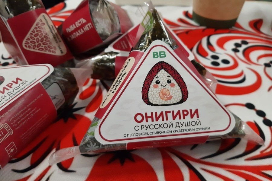 Студенческие онигири из перловки получили место на полках торговой сети