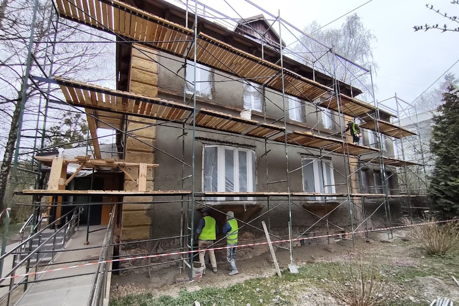 Дятлова: «Нам нужны большие детские сады, а не сады в приспособленных домах»