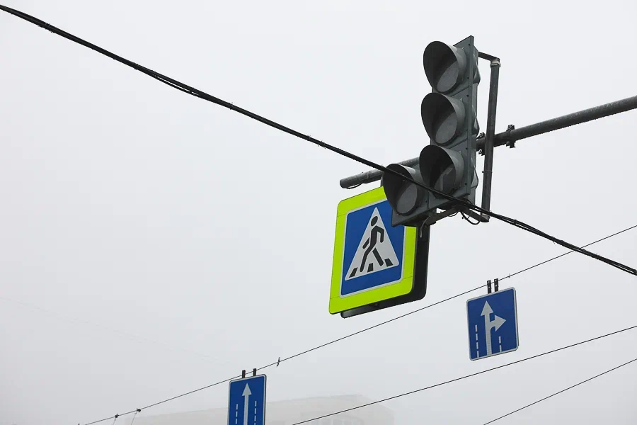 В Калининграде заработал светофор на углу Павлика Морозова и Коммунистической