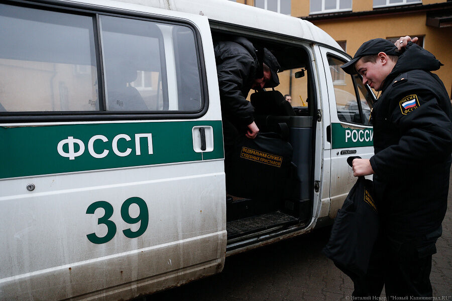 Калининградские приставы помогли жителю ЯНАО взыскать задолженность по зарплате