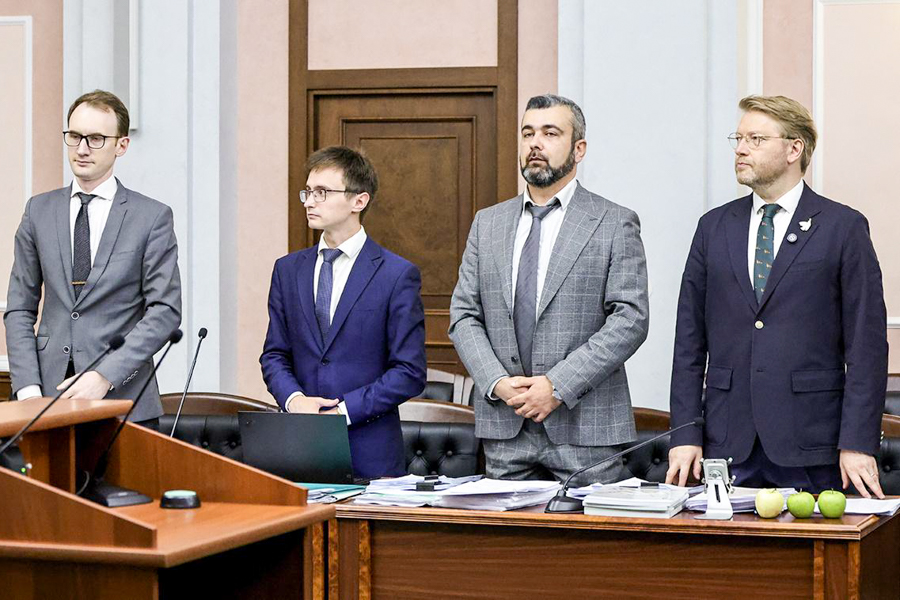 Верховный суд снял «Яблоко» с выборов в Госдуму