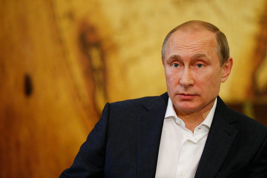 Более половины американцев убеждены, что Путин не воспринимает Трампа всерьез
