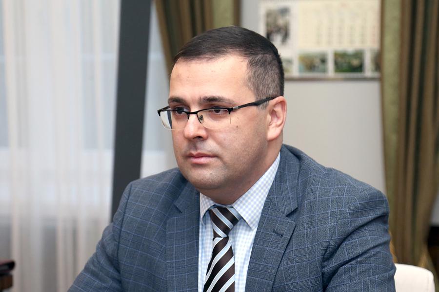 Вице-премьеру Левану Дараселии передали министерство цифровых технологий области 