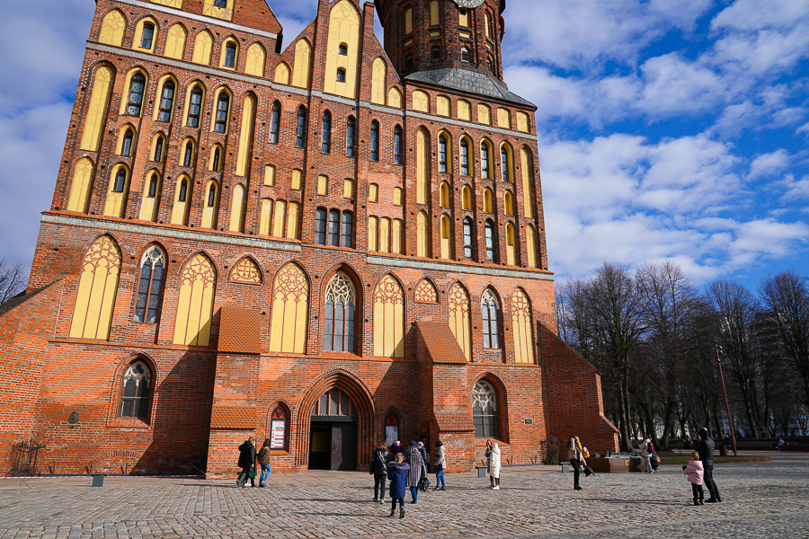 Андрей Ермак о туристах: максимум у нас влезет 2,5 млн человек