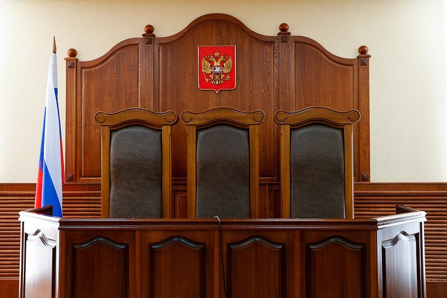 В Калининграде собственнику запретили использовать самовольно надстроенный этаж магазина