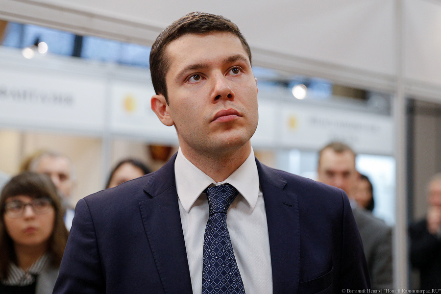 Алиханов о востребованных профессиях: сварщик уже получает больше губернатора