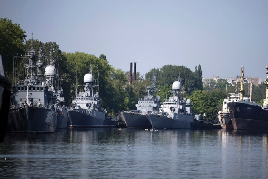 На Балтфлоте провели учение по отражению атак безэкипажных катеров противника