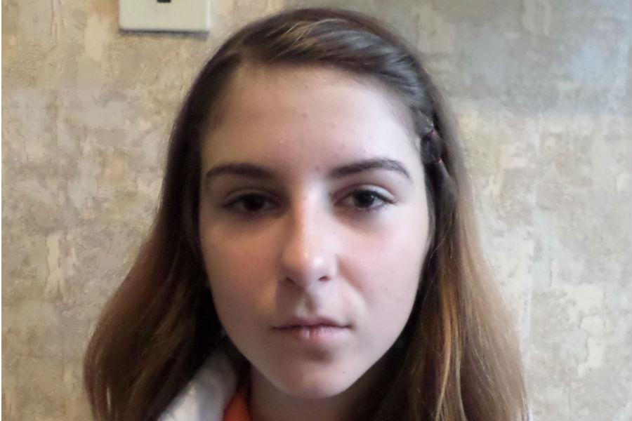 Полиция ищет в Калининградской области 15-летнюю школьницу из Гусева (фото)