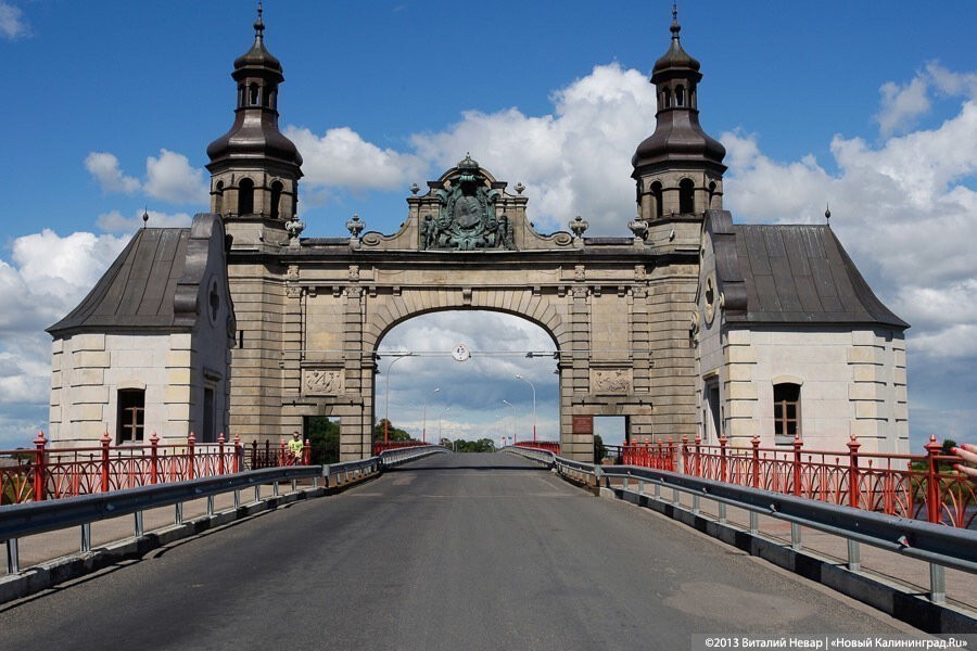 Из-за сообщения о минировании моста Королевы Луизы в Советске эвакуировали МАПП